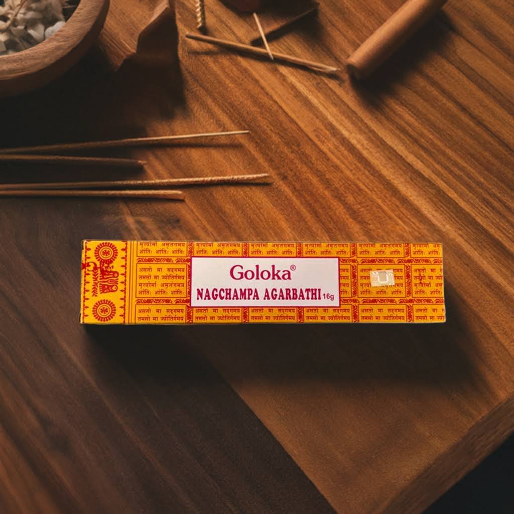 Goloka Nag Champa Räucherstäbchen, 16g Goloka Nag Champa Räucherstäbchen, 16g